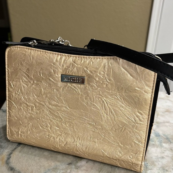 Miche Elegant Gold Crossbody Bag - Picture 3 of 7